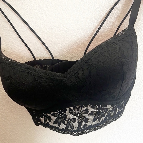 Pink Victoria's Secret Black Push Up Lace Hook Closure Bralette New - Picture 3 of 13